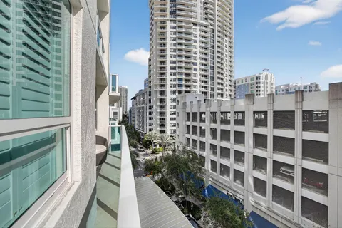 $564,900 | 350 Southeast 2nd Street, Unit 640, Fort Lauderdale, FL 33301