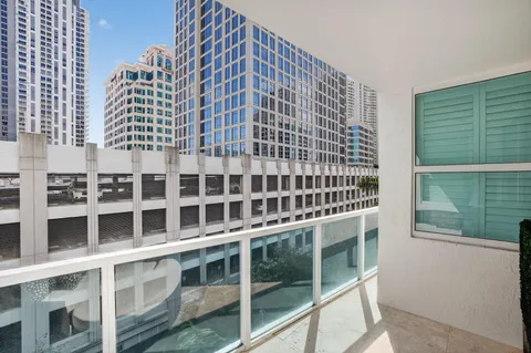 $564,900 | 350 Southeast 2nd Street, Unit 640, Fort Lauderdale, FL 33301
