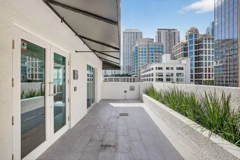 $564,900 | 350 Southeast 2nd Street, Unit 640, Fort Lauderdale, FL 33301