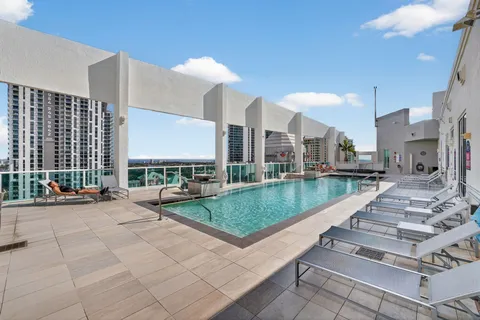 $564,900 | 350 Southeast 2nd Street, Unit 640, Fort Lauderdale, FL 33301