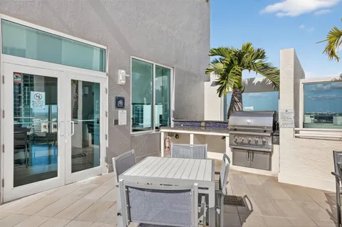 $564,900 | 350 Southeast 2nd Street, Unit 640, Fort Lauderdale, FL 33301