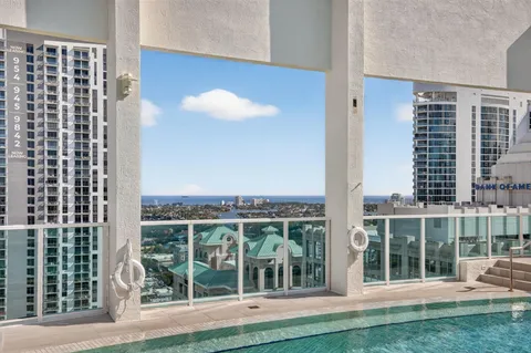 $564,900 | 350 Southeast 2nd Street, Unit 640, Fort Lauderdale, FL 33301