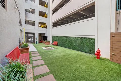 $564,900 | 350 Southeast 2nd Street, Unit 640, Fort Lauderdale, FL 33301