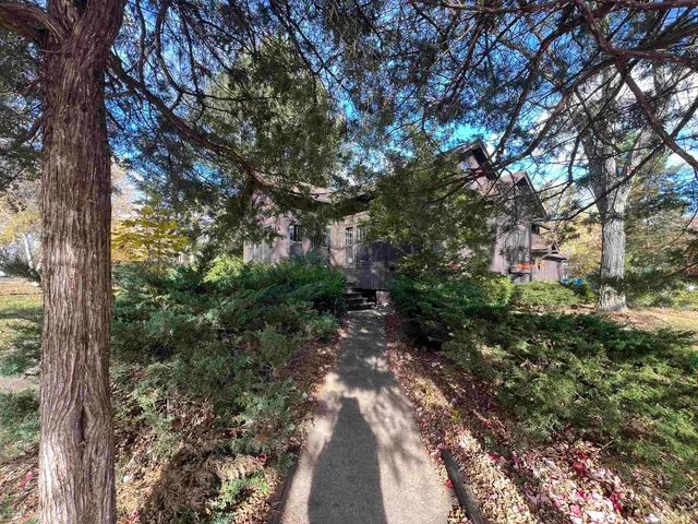 $287,000 | 1102 Church Street, Wisconsin Dells, WI 53965