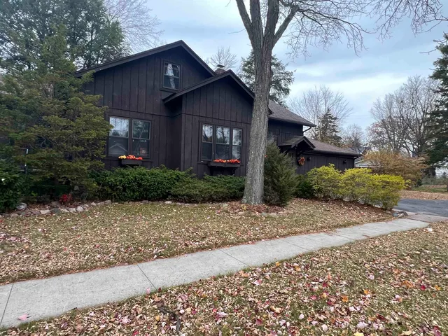 $287,000 | 1102 Church Street, Wisconsin Dells, WI 53965