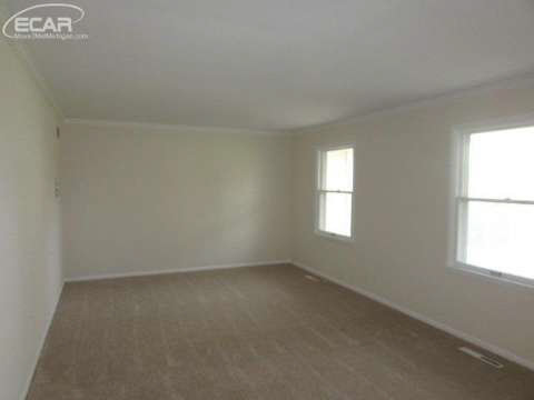 8128 Jordan Road Grand Blanc, MI 48439 - Photo 2 of 18 20454211-1.JPG