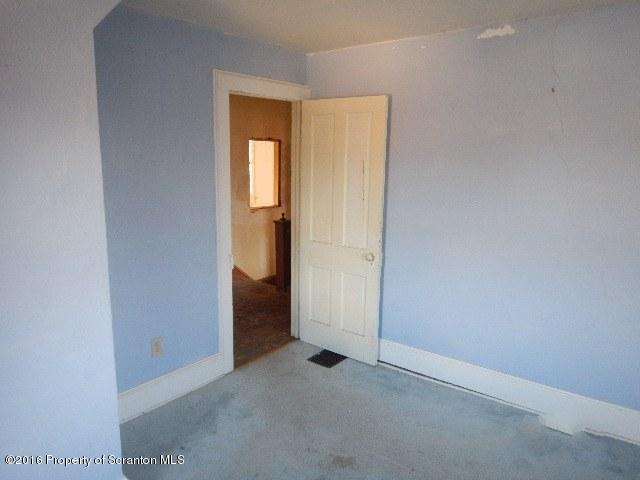 234 Ridge Street Honesdale, PA 18431 - Photo 15 of 20 an empty room with windows
