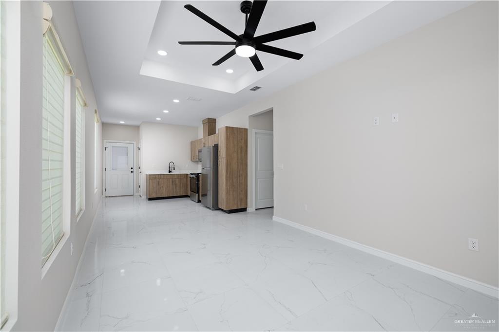 5335 Vision Street Rio Grande City, TX 78582 - Photo 3 of 15 en empty room with closet and a ceiling fan