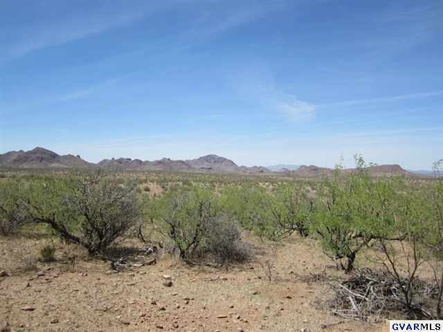 39 Tirso Tubac, AZ 85646 - Photo 2 of 3