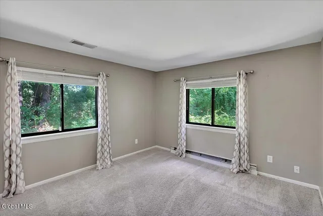 $249,900 | 132 Point Of Woods Drive, Albany, NY 12203