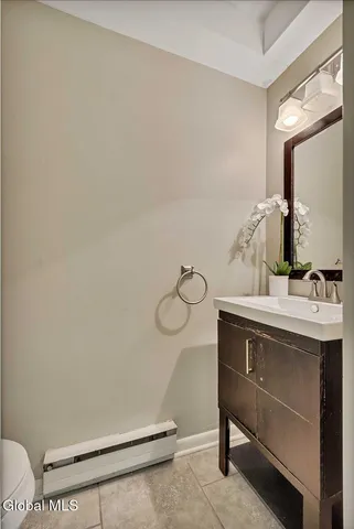 $249,900 | 132 Point Of Woods Drive, Albany, NY 12203