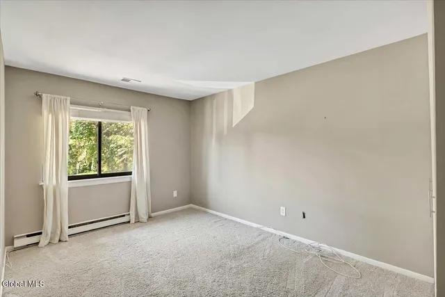 $249,900 | 132 Point Of Woods Drive, Albany, NY 12203