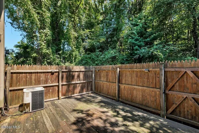 $249,900 | 132 Point Of Woods Drive, Albany, NY 12203