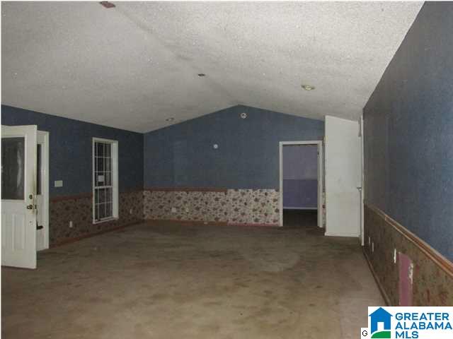 1750 Whites Chapel Road Gadsden, AL 35901 - Photo 6 of 17