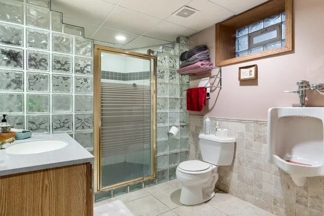 $624,900 | 316 East Highland Avenue, Villa Park, IL 60181