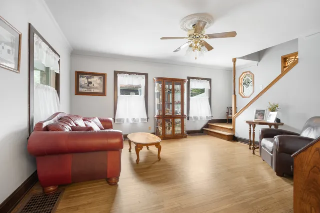 $624,900 | 316 East Highland Avenue, Villa Park, IL 60181