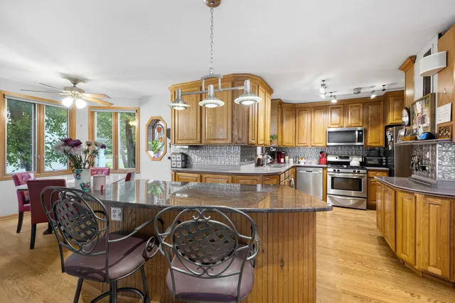 $624,900 | 316 East Highland Avenue, Villa Park, IL 60181