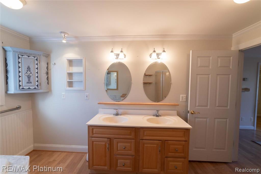 18819 Ridge Road Northville, MI 48167 - Photo 25 of 83