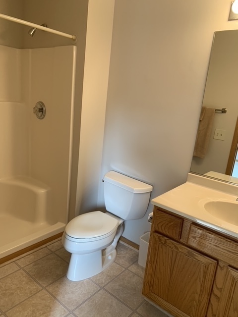 500 Westwood Court, Unit B Crystal Lake, IL 60014 - Photo 8 of 13