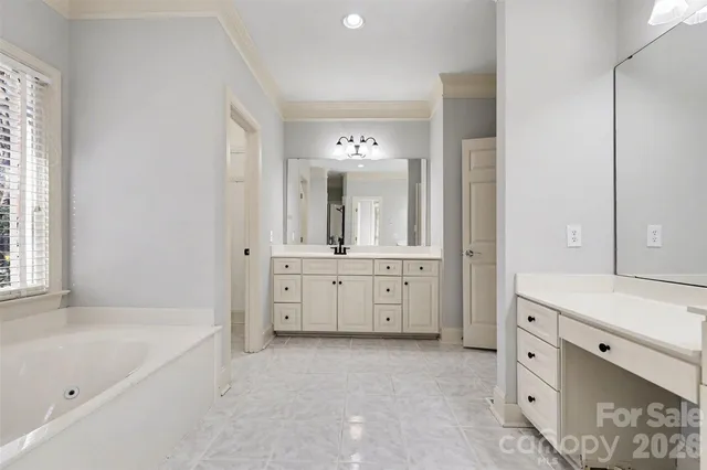 $949,800 | 77 Bridlewood Place Northeast, Concord, NC 28025