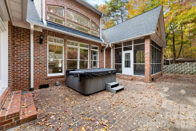 $949,800 | 77 Bridlewood Place Northeast, Concord, NC 28025