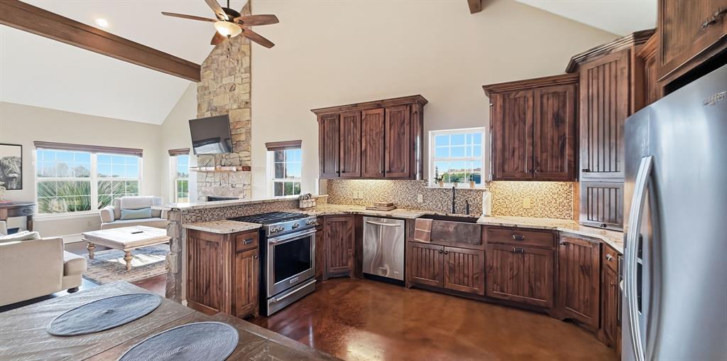 4088 Hells Gate Loop Strawn, TX 76475 - Photo 13 of 38