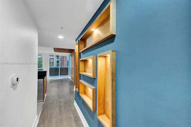 $2,700 | 244 Biscayne Boulevard, Unit 406, Miami, FL 33132