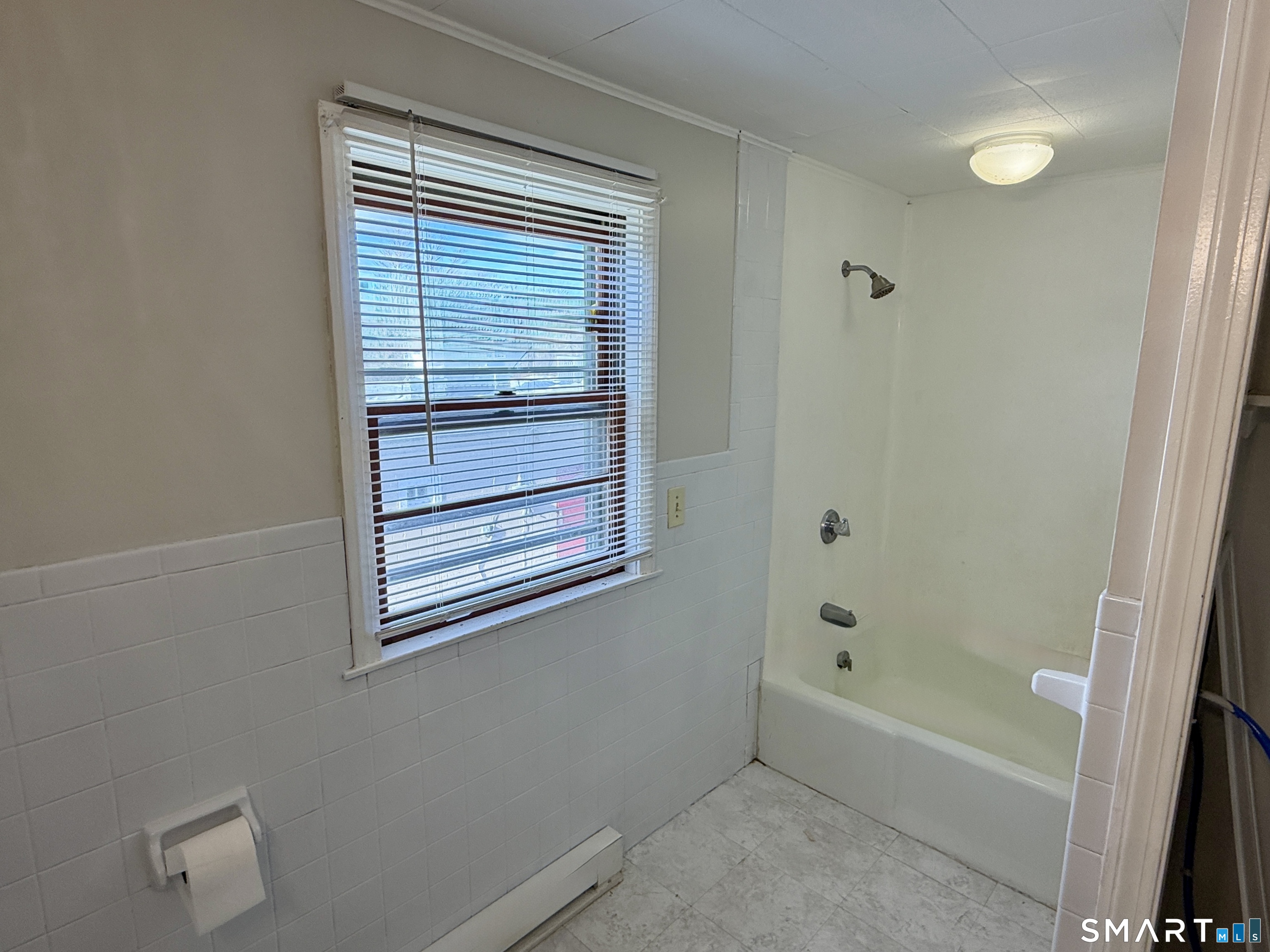 835 New Harwinton Road, Unit R1 Torrington, CT 06790 - Photo 11 of 15