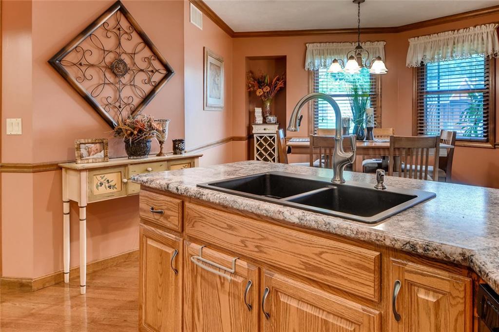 114 Oakland Heights Road Monaca, PA 15061 - Photo 14 of 25 Gallery Image 14