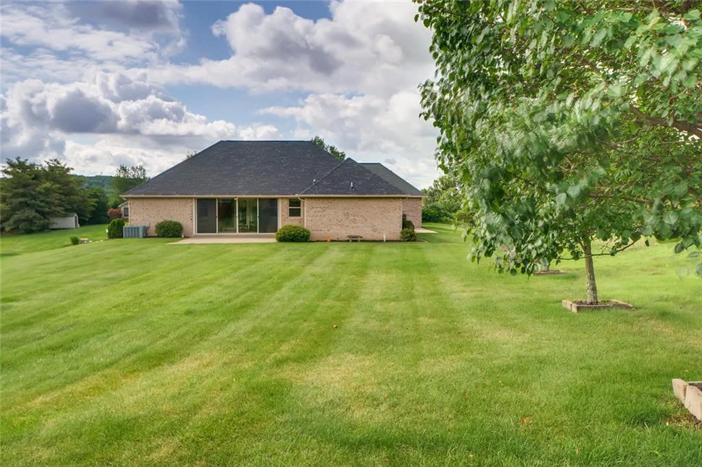 114 Oakland Heights Road Monaca, PA 15061 - Photo 5 of 25 Back yard and house