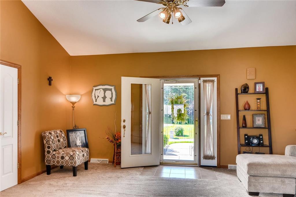 114 Oakland Heights Road Monaca, PA 15061 - Photo 9 of 25 Living room to the front entrance