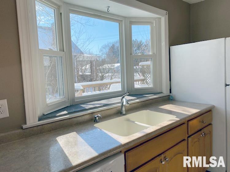 1011 Springfield Road East Peoria, IL 61611 - Photo 15 of 50 Gallery Image 15