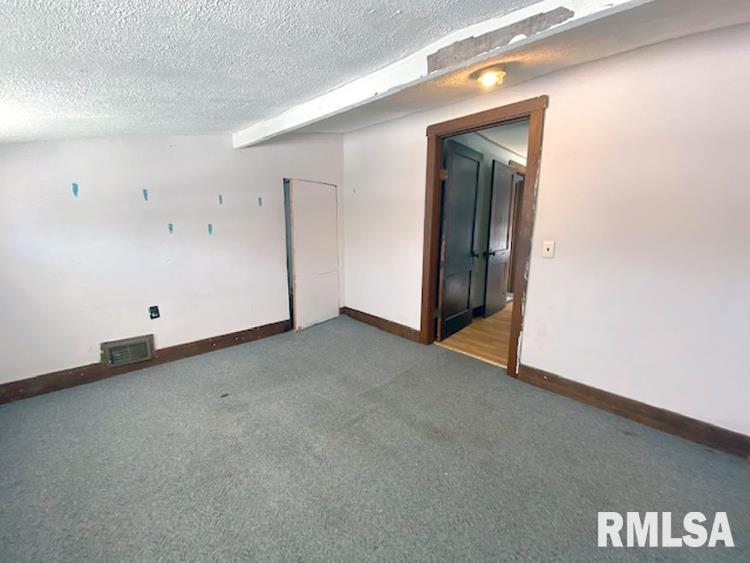 1011 Springfield Road East Peoria, IL 61611 - Photo 38 of 50 Gallery Image 38