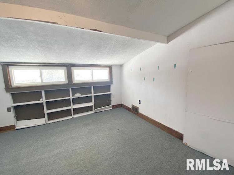 1011 Springfield Road East Peoria, IL 61611 - Photo 39 of 50 Gallery Image 39