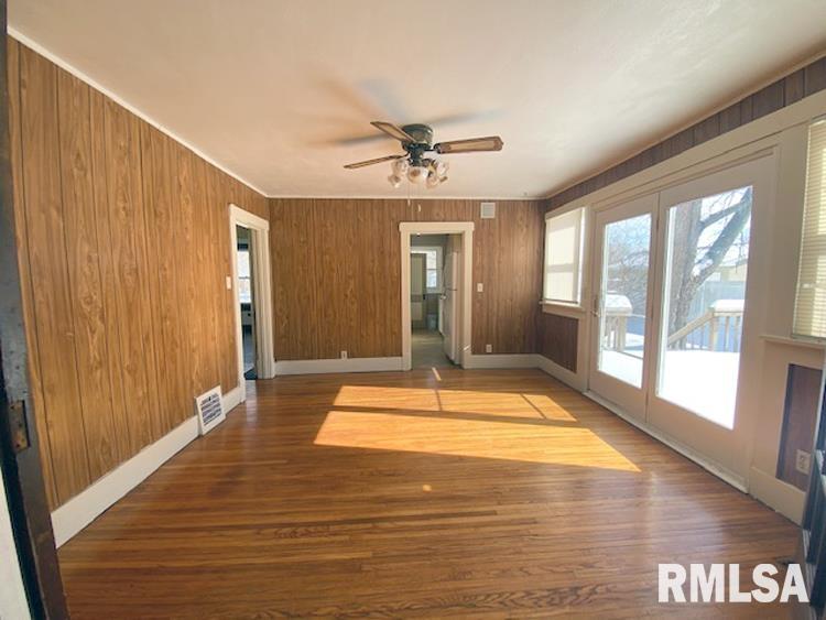 1011 Springfield Road East Peoria, IL 61611 - Photo 8 of 50 Gallery Image 8