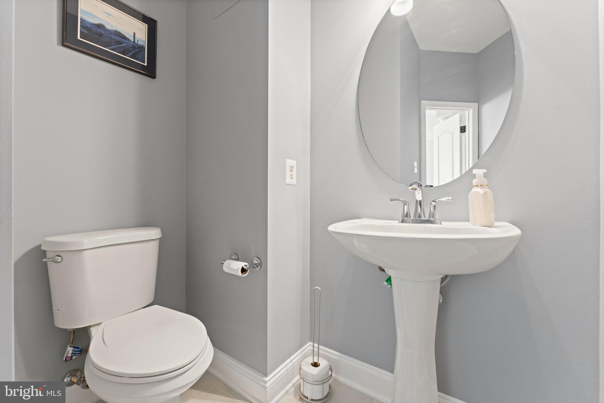 2068 Capstone Circle Herndon, VA 20170 - Photo 11 of 29 Main Level Half Bath/Powder Room