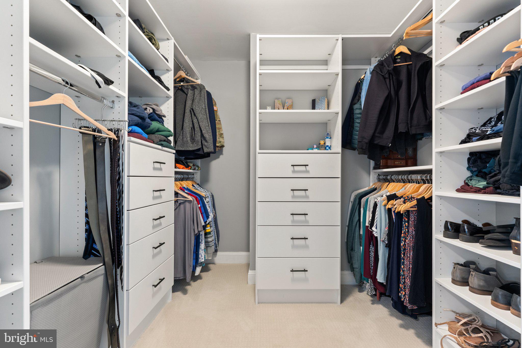 2068 Capstone Circle Herndon, VA 20170 - Photo 15 of 29 Master Bedroom with Walk-In Executive Closet