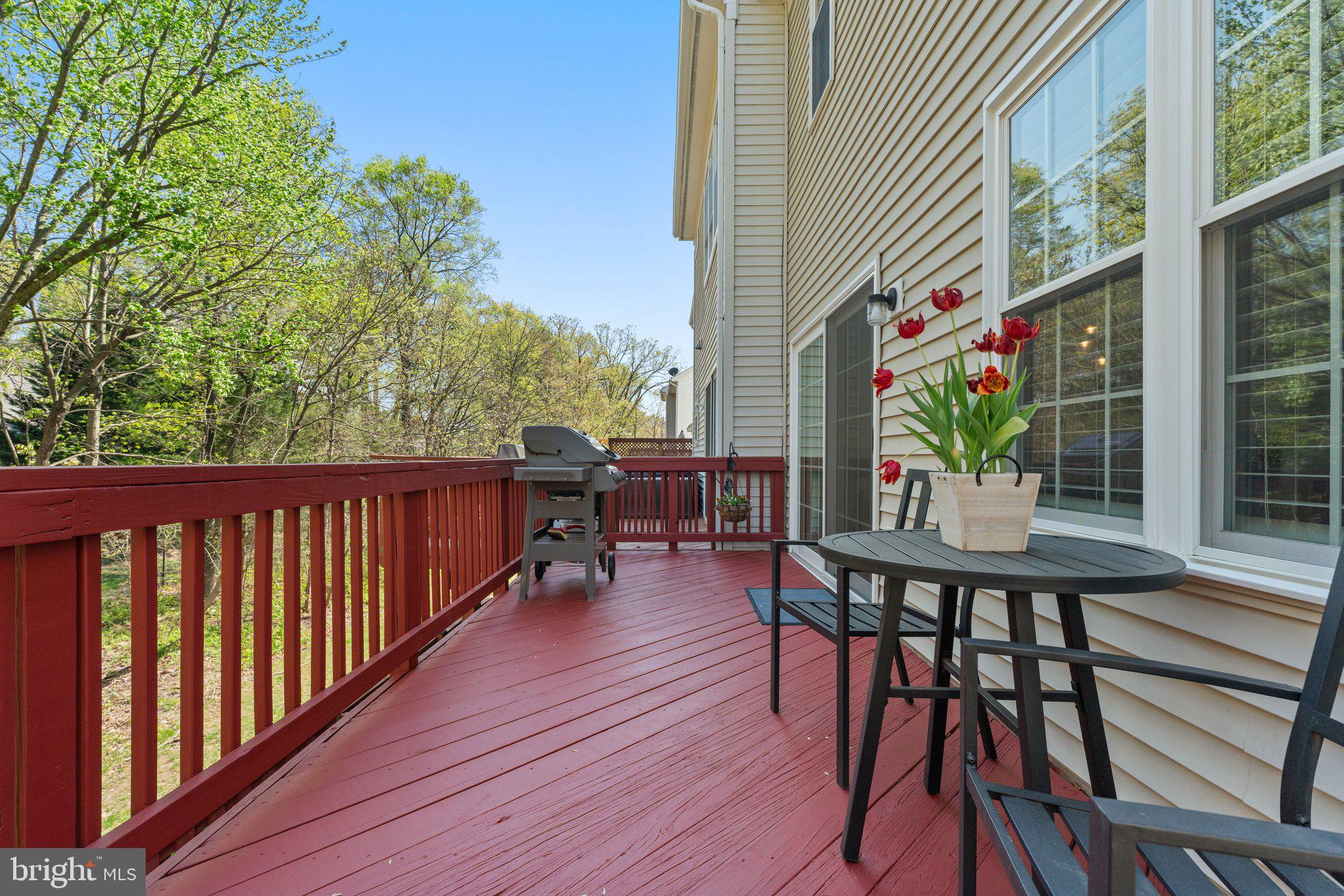 2068 Capstone Circle Herndon, VA 20170 - Photo 23 of 29 Main Level Deck w/Easy Access to Kitchen & Dining