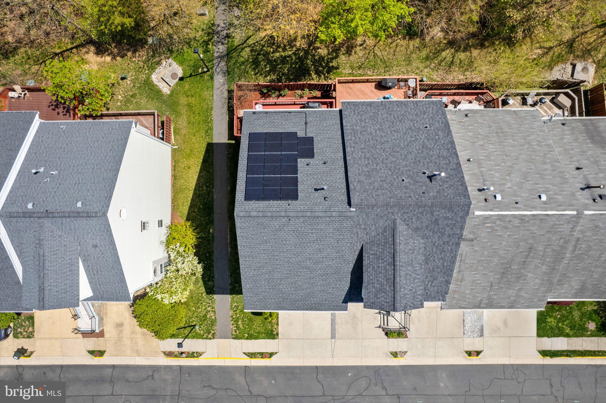 2068 Capstone Circle Herndon, VA 20170 - Photo 25 of 29 Home Solar System w/Exterior Roof Panels