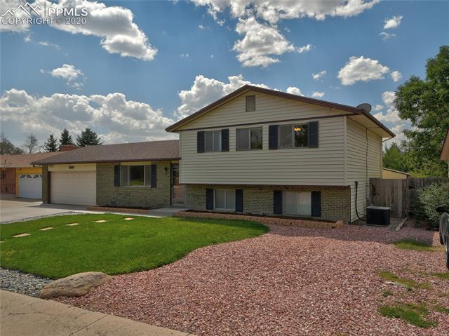 4620 Ranch Circle Colorado Springs, CO 80918 - Photo 3 of 50 Gallery Image 3