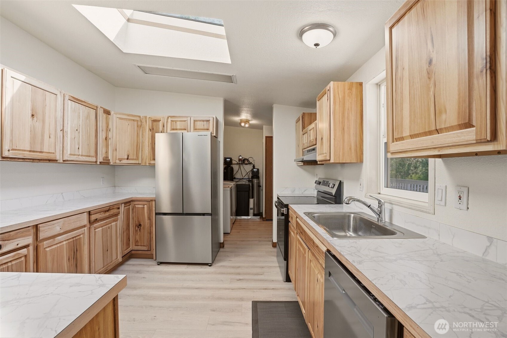 8325 East Lindgren Road Spokane, WA 99217 - Photo 6 of 32