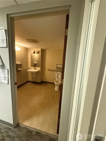 a view of entryway with a front door