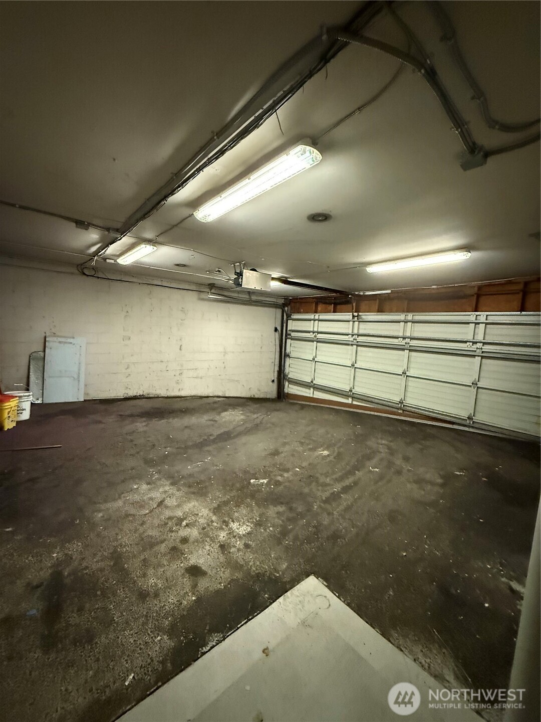 111 West Harrison Street Seattle, WA 98119 - Photo 24 of 25 a view of empty room