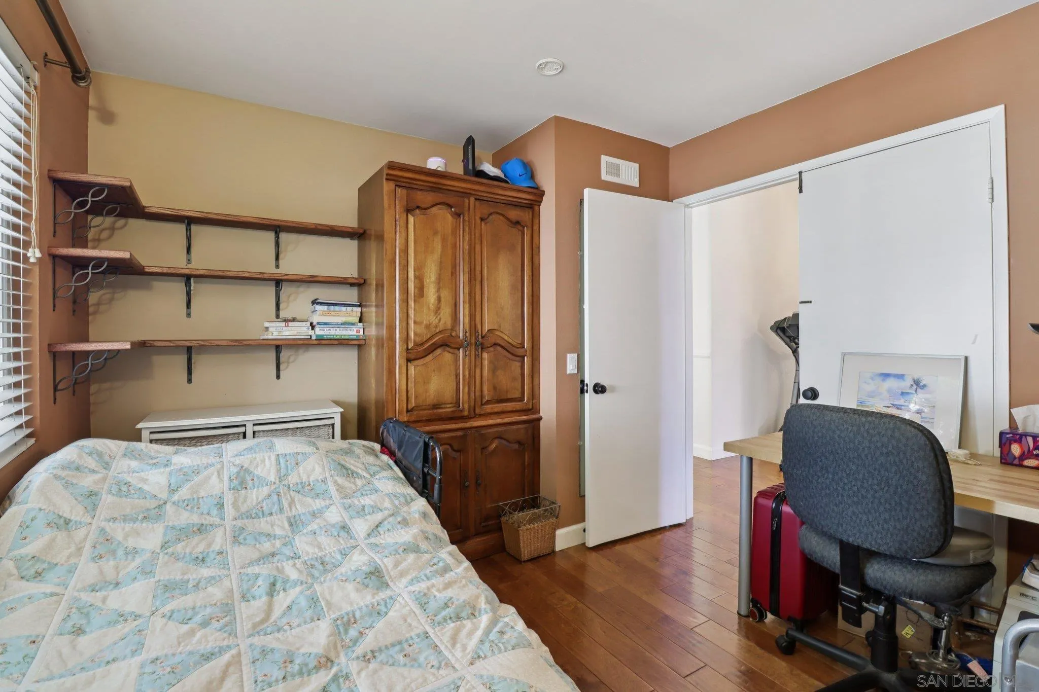 816 Caminito Azul Carlsbad, CA 92011 - Photo 24 of 41