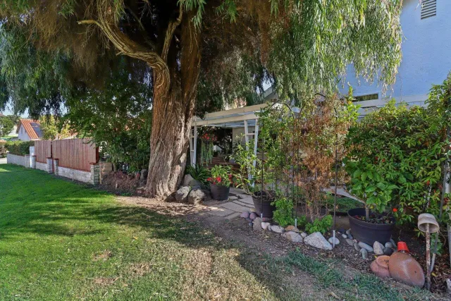 $900,000 | 816 Caminito Azul, Carlsbad, CA 92011