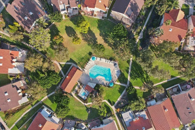 $900,000 | 816 Caminito Azul, Carlsbad, CA 92011