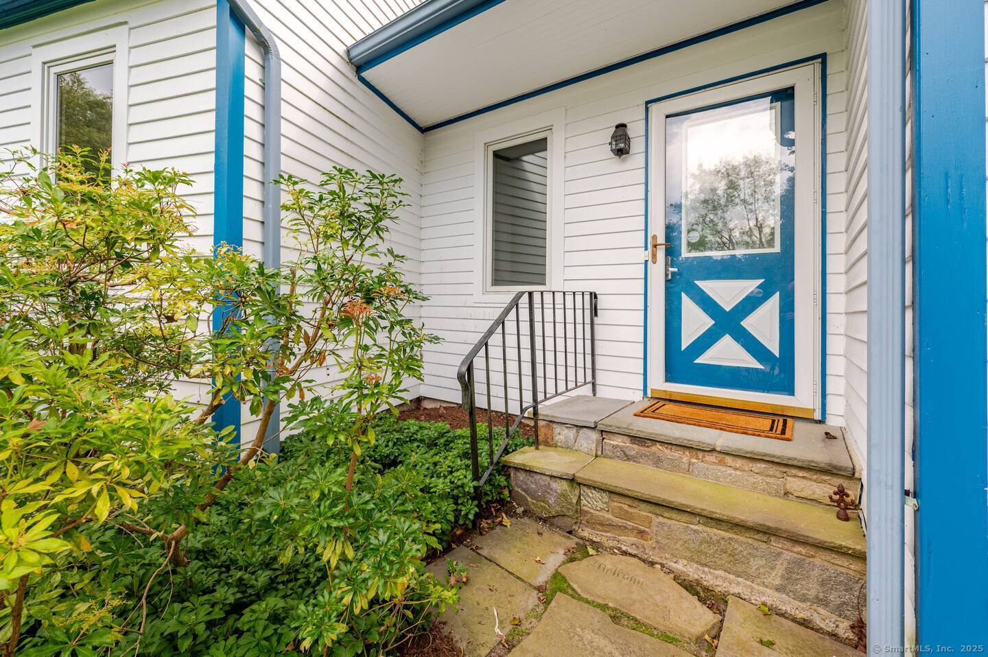 31 Cedar Hill Road New Milford, CT 06755 - Photo 4 of 40 a front view of a house with a yard