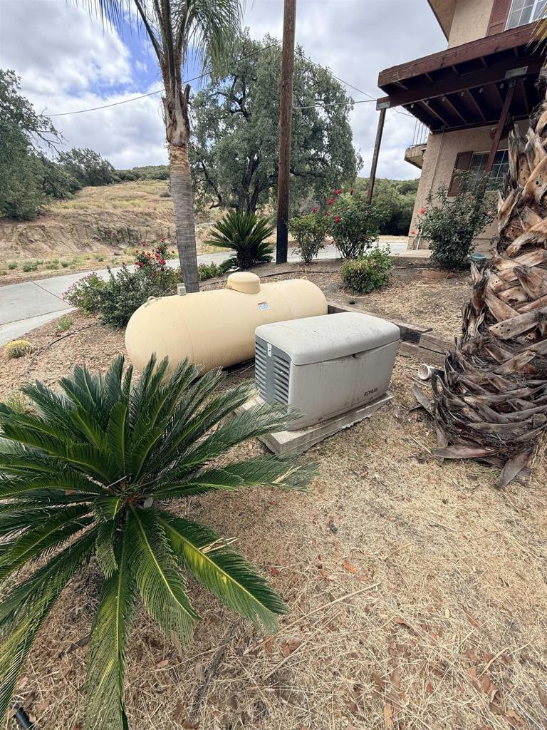 27543 Golden Eagle Road Ramona, CA 92065 - Photo 3 of 5