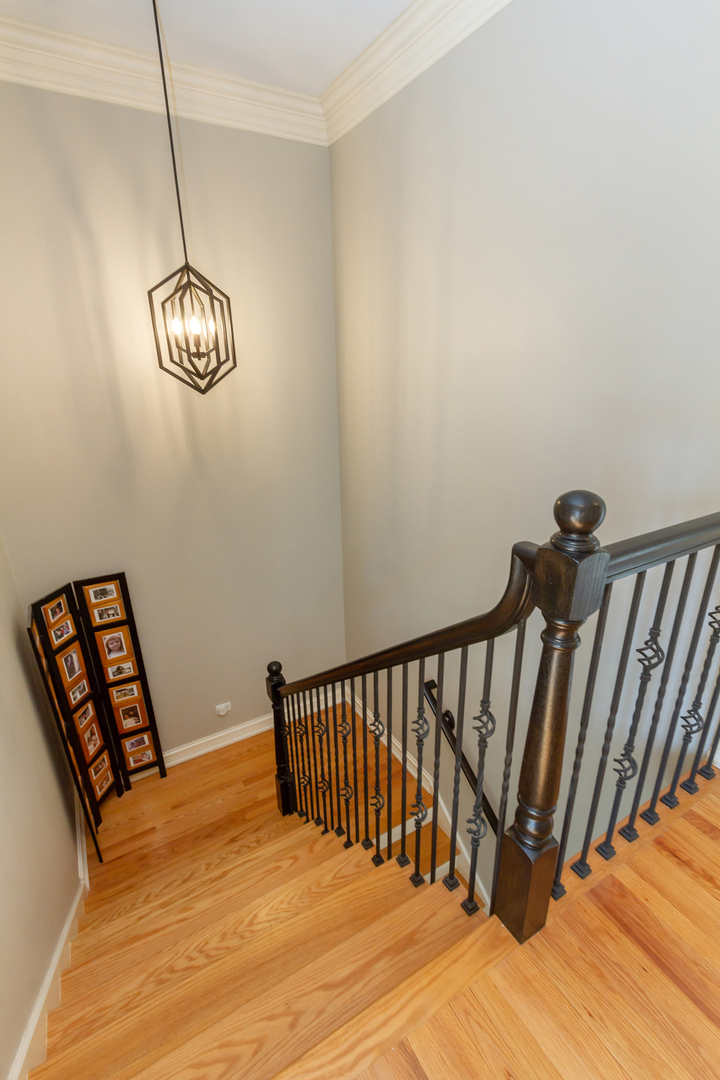 32 Bluestone Drive St. Charles, IL 60174 - Photo 18 of 33 a view of entryway with wooden floor