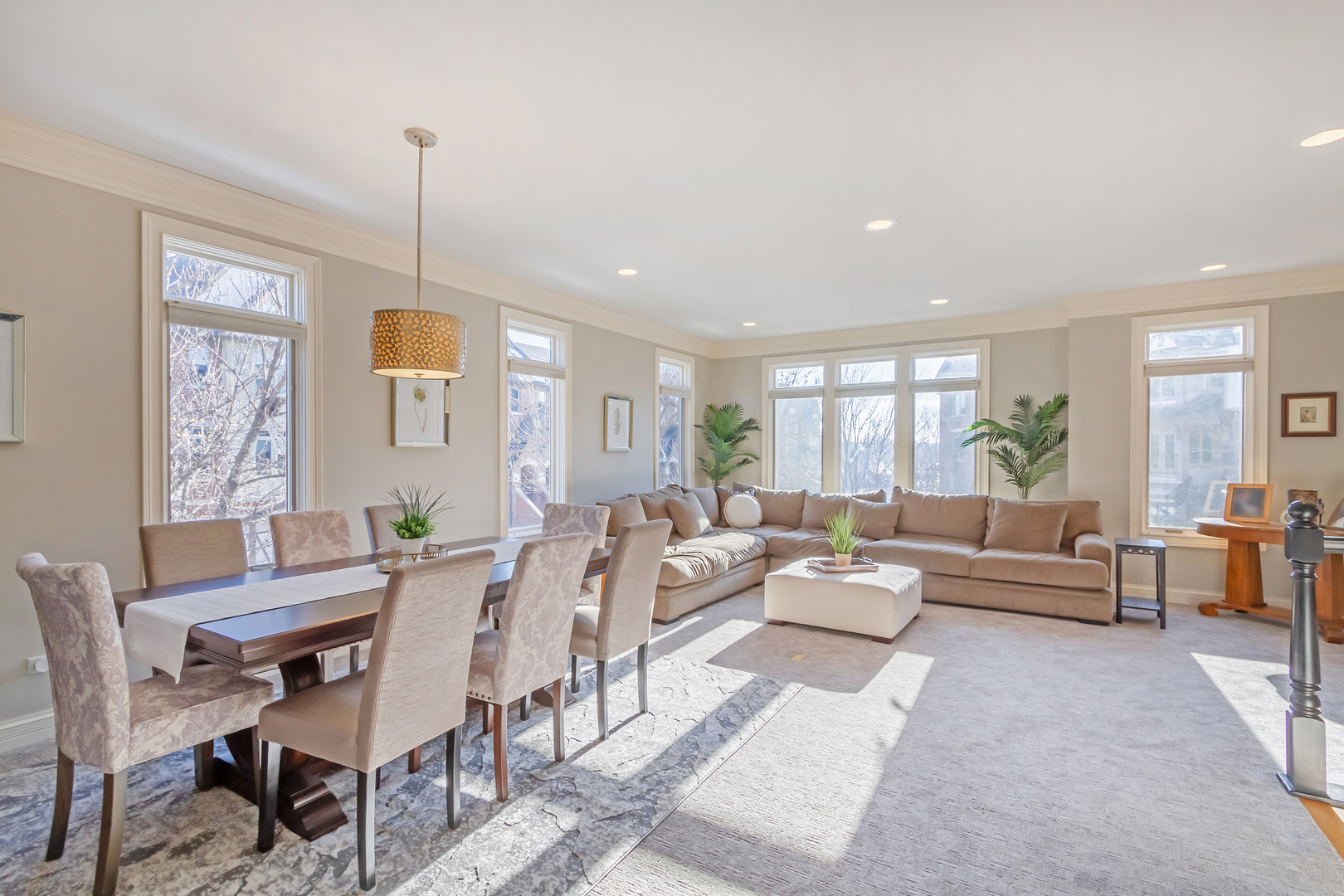 32 Bluestone Drive St. Charles, IL 60174 - Photo 5 of 33 a living room with furniture and a table